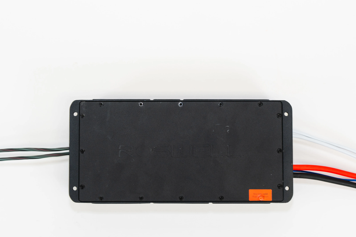 Roswell OFF-ROAD 750 Watt 1-Channel Amplifier - 750 Watts x 1 RMS @ 1 Ohm / 500 Watts x 1 RMS 2 Ohm (SD5001)
